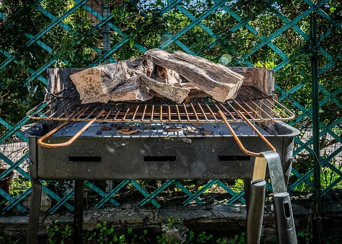 Cala Lupo Relax Veranda E Bbq Nel Verde